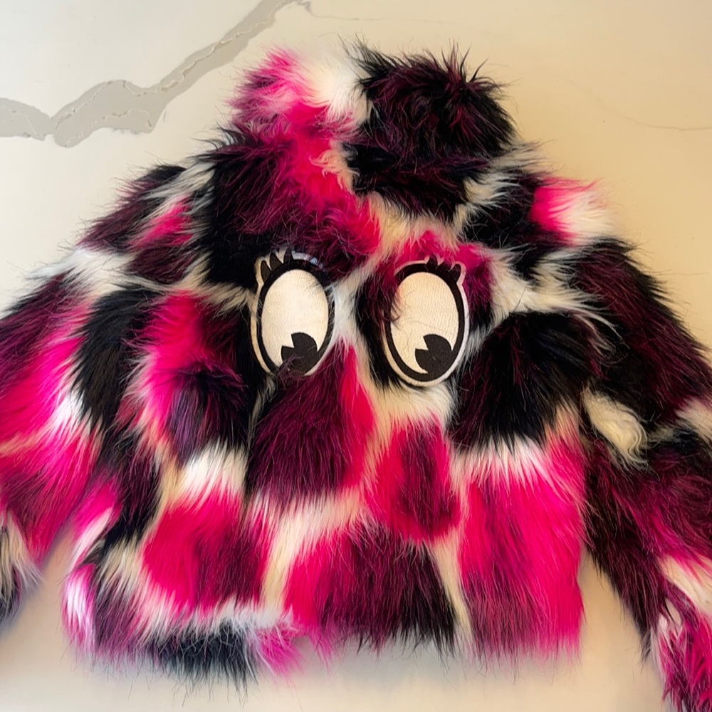 Kids FUN Cat & Jack fuzzy jacket with eyes S